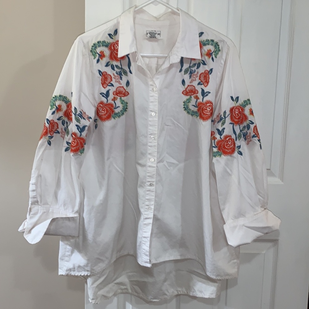 XL For the Republic floral embroidered hi-low button down shirt